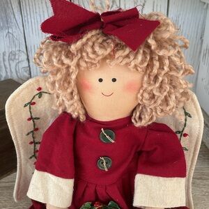 Country Christmas Rag Doll Angel Shelf Sitter 19” Holding A Wreath